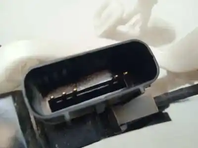 Автозапчасти б/у замок задней правой двери за kia carens ( ) 1.7 crdi cat ссылки oem iam 81420a4030 5 pins 