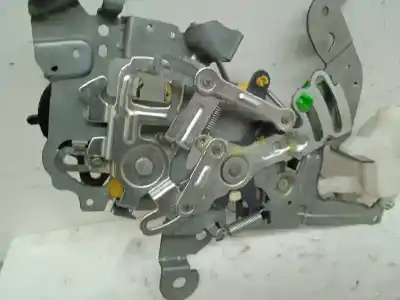 Second-hand car spare part right side door lock for mazda 5 (cw) active oem iam references  2 pins 