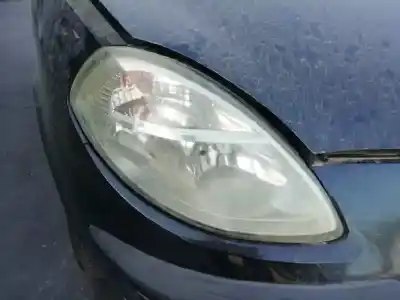 Автозапчасти б/у правая фара за lancia ypsilon (101) 1.4 16v oro (10.2006->) ссылки oem iam 27053200r