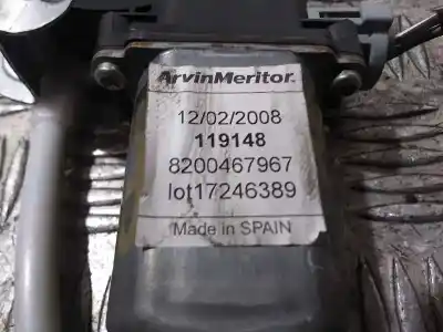 Second-hand car spare part passenger side right window regulator for nissan interstar mod. 04 (x70) 2.5 dci diesel cat oem iam references 8200467967  