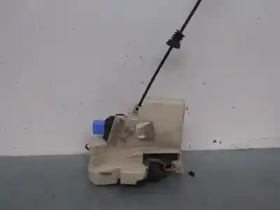 Second-hand car spare part left front door lock for volkswagen polo (9n3) edition oem iam references 3b1837015aq