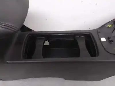 Pezzo di ricambio per auto di seconda mano bracciolo centrale per ford focus lim. (cb8) trend riferimenti oem iam   