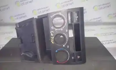 Second-hand car spare part hazard warning lights for toyota corolla (_e12_) 2.0 d-4d (cde120_) oem iam references 5541102160