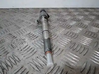 Peça sobressalente para automóvel em segunda mão injetor por audi a3 (8p) 1.6 tdi attraction referências oem iam 03l130277b  