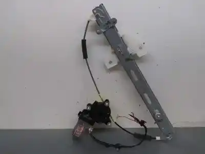 Pièce détachée automobile d'occasion léve glace arrière gauche pour hyundai i20 basis blue références oem iam 82450c7000