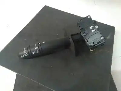 Pezzo di ricambio per auto di seconda mano CONTROLLO INTERMITTENTE per RENAULT CLIO II FASE II (B/CB0)  Riferimenti OEM IAM   