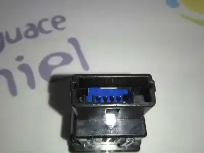 Second-hand car spare part switch for toyota auris business oem iam references 15c032  