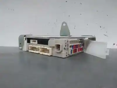 Tweedehands auto-onderdeel relais/zekeringenkastje voor toyota iq básico oem iam-referenties 8922174080