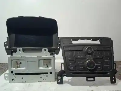 Pièce détachée automobile d'occasion système de navigation gps pour opel zafira tourer selective références oem iam 13406657 95196686 23422744