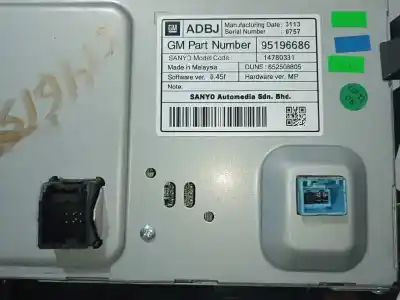 Pièce détachée automobile d'occasion système de navigation gps pour opel zafira tourer selective références oem iam 13406657 95196686 23422744