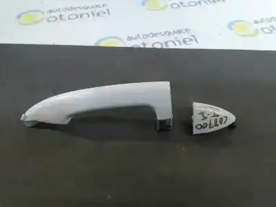 Pezzo di ricambio per auto di seconda mano maniglia esterna posteriore sinistra per kia venga basic riferimenti oem iam 