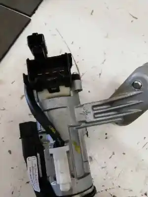 Second-hand car spare part ignition switch for toyota corolla (_e12_) 2.0 d-4d (cde120r_ cde120l_) oem iam references   