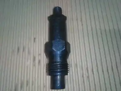 Pezzo di ricambio per auto di seconda mano Iniettore per RENAULT KANGOO (F/KC0) 1.9 Diesel Riferimenti OEM IAM   