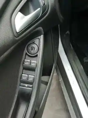 Second-hand car spare part LEFT FRONT POWER WINDOW SWITCH for FORD FOCUS LIM. (CB8)  OEM IAM references F1ET14A132CA 4 TECLAS 