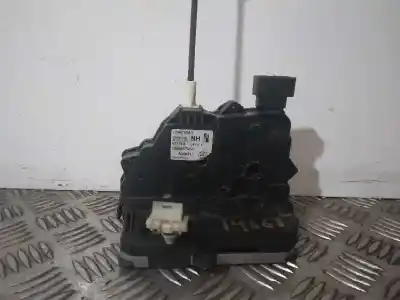 Pezzo di ricambio per auto di seconda mano serratura porta anteriore sinistra per opel corsa d selective riferimenti oem iam 13431841
