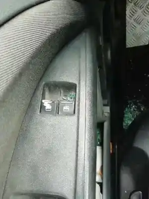 Pezzo di ricambio per auto di seconda mano interruttore alzacristalli anteriore sinistro per seat altea (5p1) reference riferimenti oem iam 5p1867171