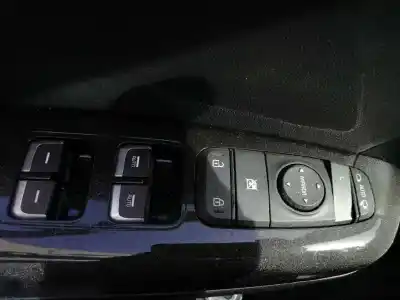 Tweedehands auto-onderdeel linker voorruit schakelaar voor kia sportage iv (ql, qle) 1.6 crdi oem iam-referenties 