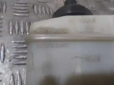 Tweedehands auto-onderdeel rempomp voor dacia logan básico oem iam-referenties   