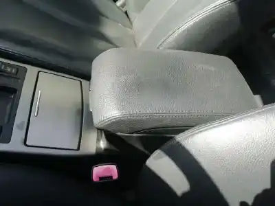 Tweedehands auto-onderdeel midden armsteun voor subaru legacy kombi/outback b14 outback limited oem iam-referenties 