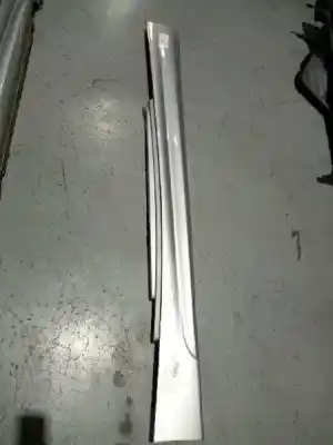 Peça sobressalente para automóvel em segunda mão embaladeira lateral por bmw serie 1 berlina (e81/e87) 118d referências oem iam 