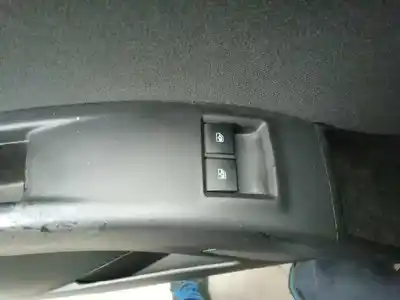 Автозапчастина б/у передні вікний вмикач для opel meriva b 1.7 16v cdti посилання на oem iam 