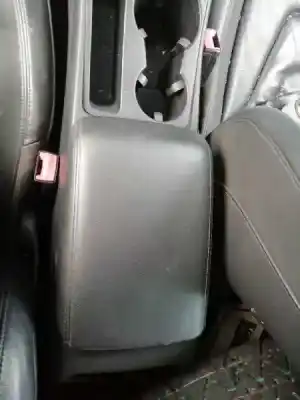 Tweedehands auto-onderdeel midden armsteun voor audi a5 coupe (8t) 2.7 tdi oem iam-referenties 8k0864981