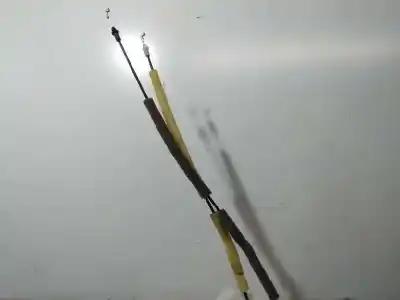 Second-hand car spare part left front door lock for mazda 3 lim. () style oem iam references   