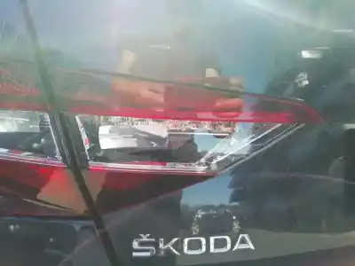 Second-hand car spare part interior left tailgate light for skoda superb (3v3) ambition oem iam references 