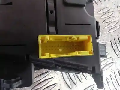 Peça sobressalente para automóvel em segunda mão quadrante por citroen c4 picasso exclusive referências oem iam 9666704380  