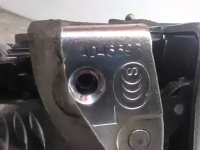 Second-hand car spare part left front door lock for lexus ct 200h oem iam references a046698  