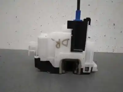 Second-hand car spare part front right door lock for fiat qubo (300) dynamic oem iam references   