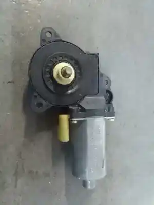 İkinci el araba yedek parçası Sag ön Cam Motoru için FORD FIESTA (CBK) Ambiente OEM IAM referansları 0130821939  