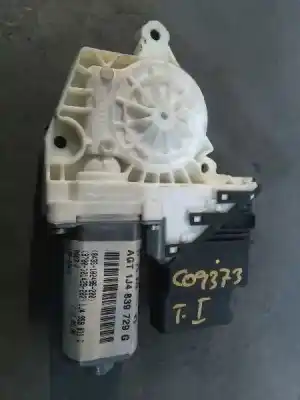 Tweedehands auto-onderdeel Linker Ruit Motor Achter voor VOLKSWAGEN GOLF IV BERLINA (1J1) 1.6 OEM IAM-referenties 1J4839729G  