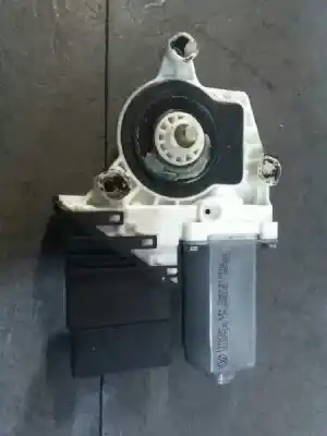 Tweedehands auto-onderdeel linker ruit motor achter voor volkswagen golf iv berlina (1j1) 1.6 oem iam-referenties 1j4839729g  