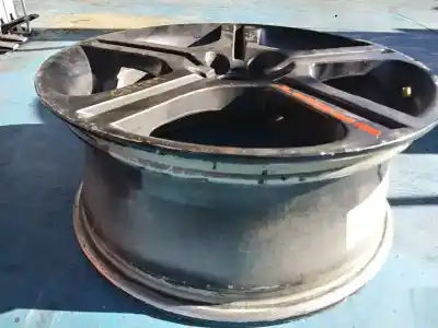 Автозапчастина б/у шина для seat ibiza (6p1) reference посилання на oem iam 7.0jx17 h2 et41  