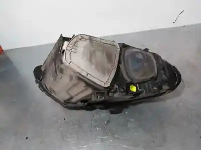Second-hand car spare part left headlight for chrysler voyager (rg) motor 2.8 ltr. - 110 kw crd cat oem iam references 04857831ac  