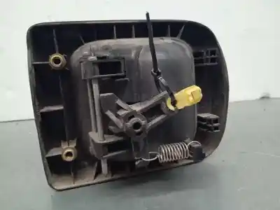 Автозапчасти б/у левая передняя наружная ручка за nissan interstar mod. 04 (x70) 2.5 dci diesel cat ссылки oem iam 7700352488  