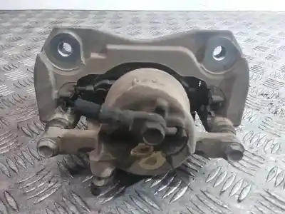 Автозапчастина б/у передній правий гальмівний супорт для toyota prius (nhw30) eco посилання на oem iam   