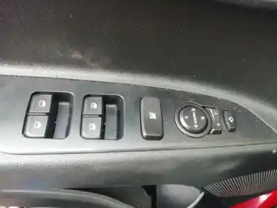 Автозапчасти б/у выключатель левого переднего окна за kia stonic (ybcuv) drive ссылки oem iam 
