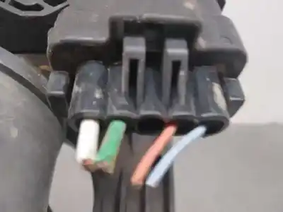 Second-hand car spare part front windshield wiper motor for citroen c4 picasso ii 1.6 hdi / bluehdi 115 oem iam references 9676371780 0390248104 4 cables