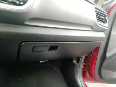 Автозапчасти б/у бардачок за kia stonic (ybcuv) drive ссылки oem iam 