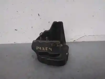 Second-hand car spare part rear left door lock for kia carnival 2.9 crdi vgt active oem iam references 