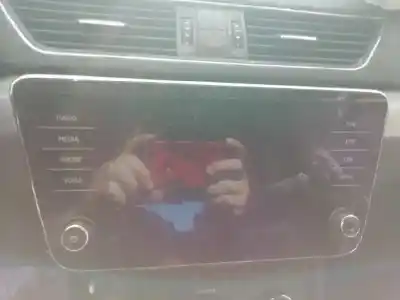 İkinci el araba yedek parçası GPS NAVIGASYON SISTEMI için SKODA SUPERB (3V3)  OEM IAM referansları 3V0919605D  