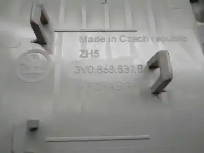 Автозапчасти б/у внутренний свет за skoda superb (3v3) ambition ссылки oem iam 3v0868837b  
