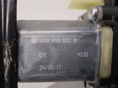 Second-hand car spare part passenger side right window regulator for skoda superb (3v3) ambition oem iam references 5q0959802b  