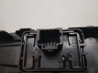 Second-hand car spare part rear right power window switch for renault megane iv berlina 5p r.s. trophy oem iam references 809605274r  