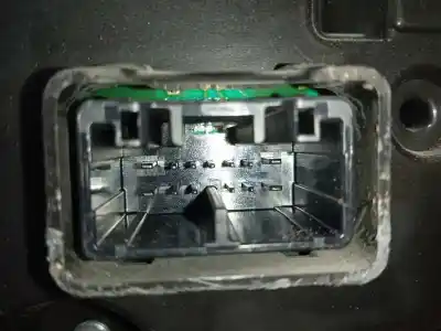 Peça sobressalente para automóvel em segunda mão quadrante por toyota auris hybrid active referências oem iam   