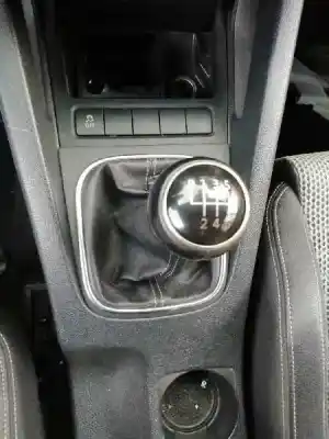 Second-hand car spare part gear lever knob for volkswagen scirocco iii (137, 138) 1.4 tsi oem iam references 1k0711113cg