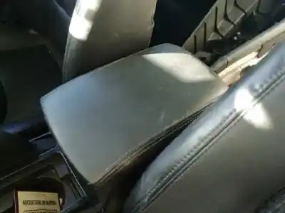 Second-hand car spare part center armrest for mazda 6 lim. (gh) 2.5 170cv luxury oem iam references 