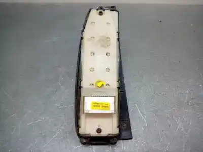 Second-hand car spare part left front power window switch for toyota avensis (_t25_) 2.0 d-4d (adt250_) oem iam references 8482005100 4 teclas 8480205210
